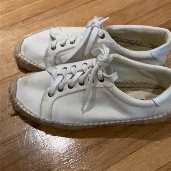 Soludos - Picture 2 of 4